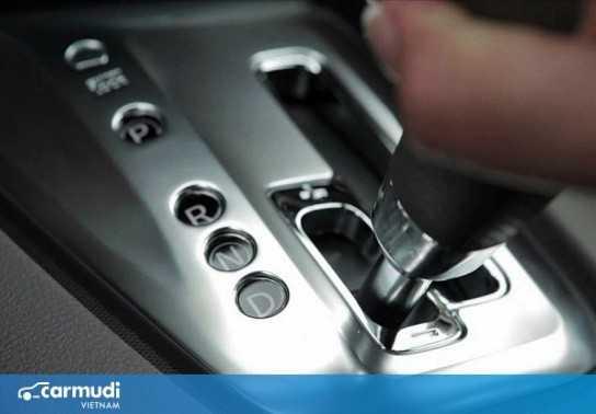 Sử dụng phanh ô tô như thế nào cho đúng?