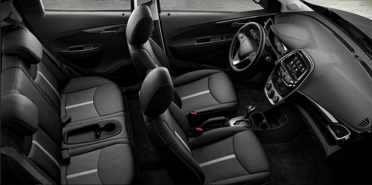 Nội thất Chevrolet Spark 2021