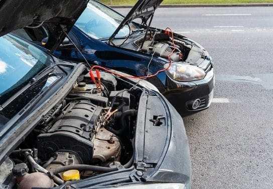 Cách câu bình ắc quy khi xe hết điện