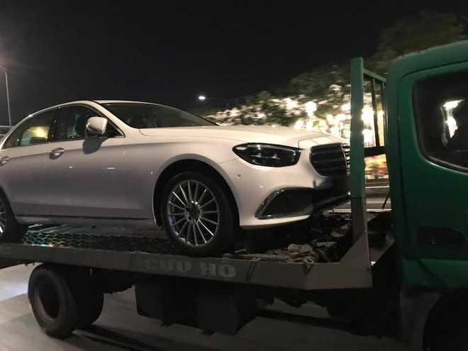 Mercedes-Benz E200 2021