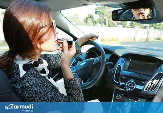 Đâu là bằng lái ô tô phù hợp nhất với phái yếu?