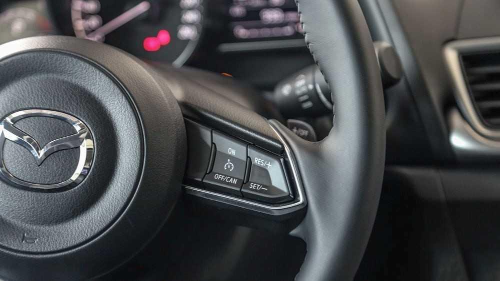 Mẹo lái xe tiết kiệm với Cruise Control