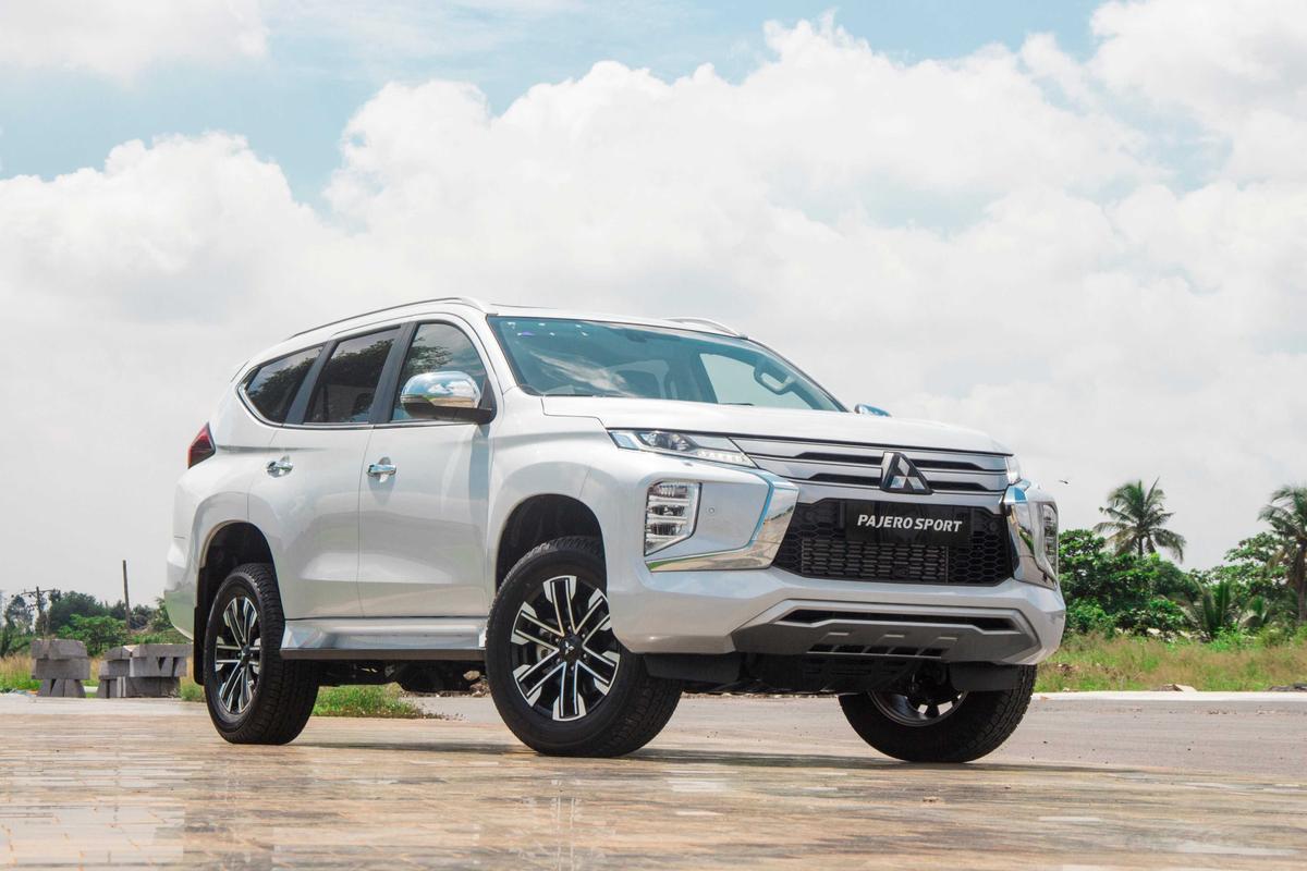 Mitsubishi Pajero Sport 2020Chương trình ưu đãi của Mitsubishi đầu năm 2021
