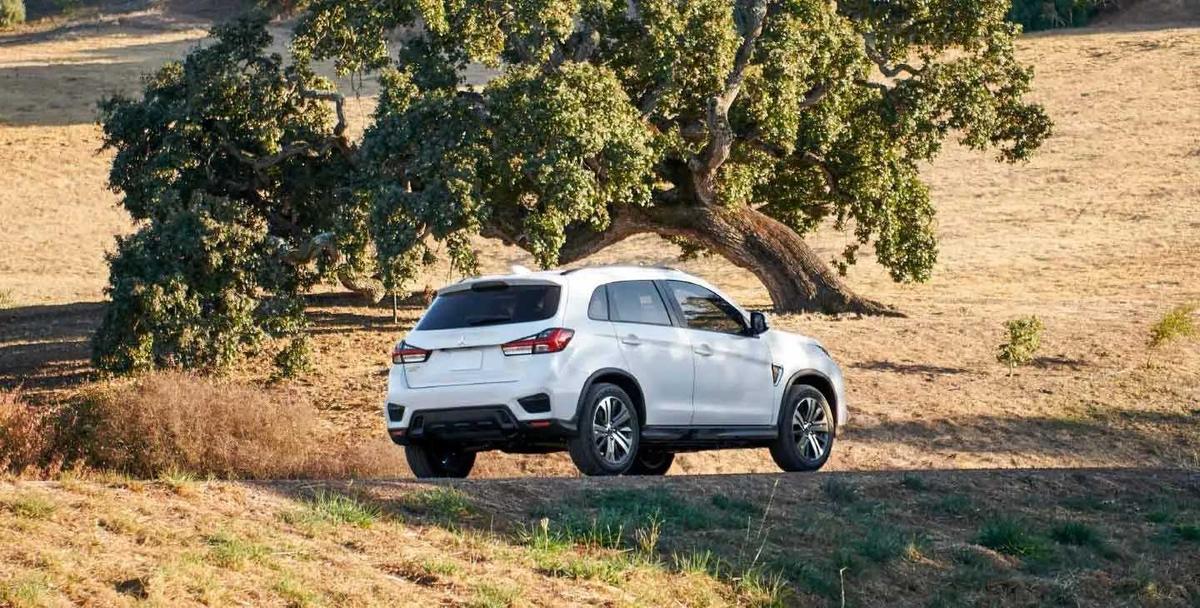 Mitsubishi Outlander Sport 2021 