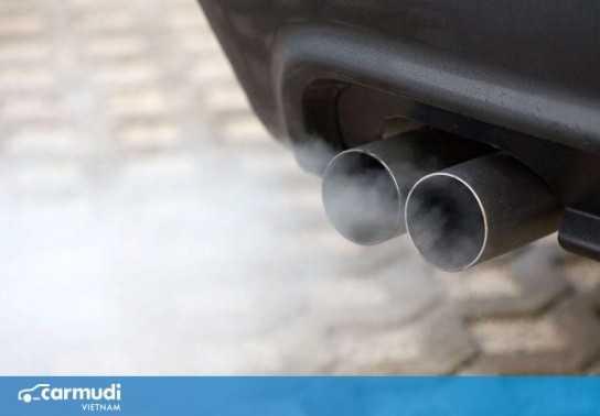 Tổng hợp những nguyên nhân khiến ống xả thoát khói trắng