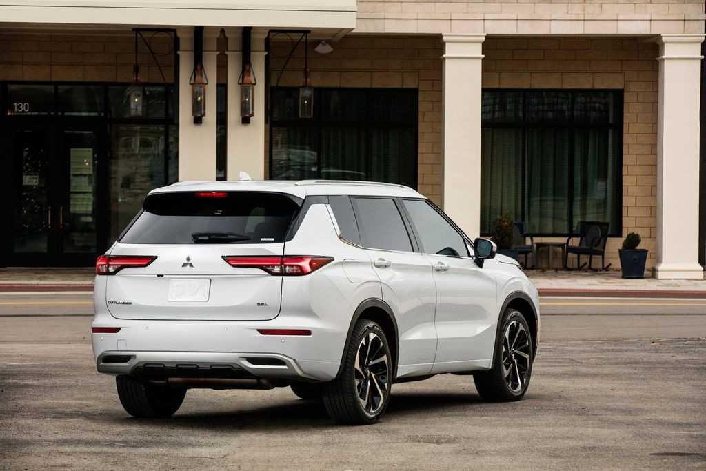 Mitsubishi Outlander 2021
