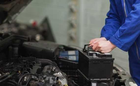 Động cơ ôtô khởi động yếu