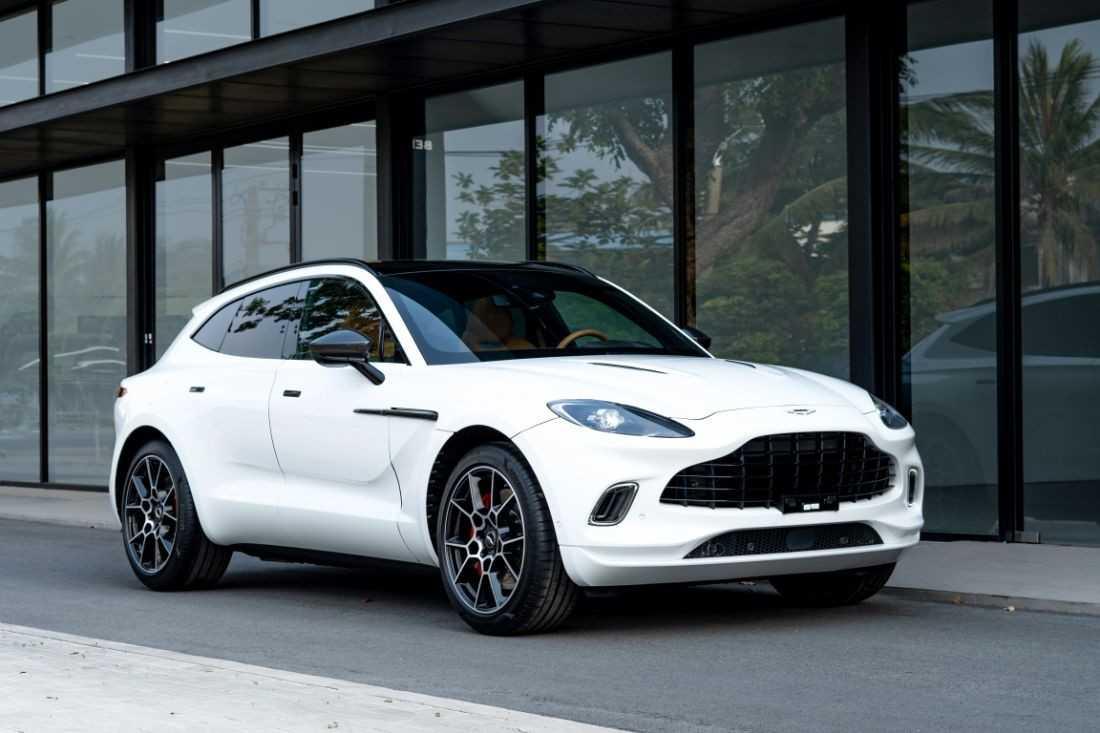 Aston Martin DBX