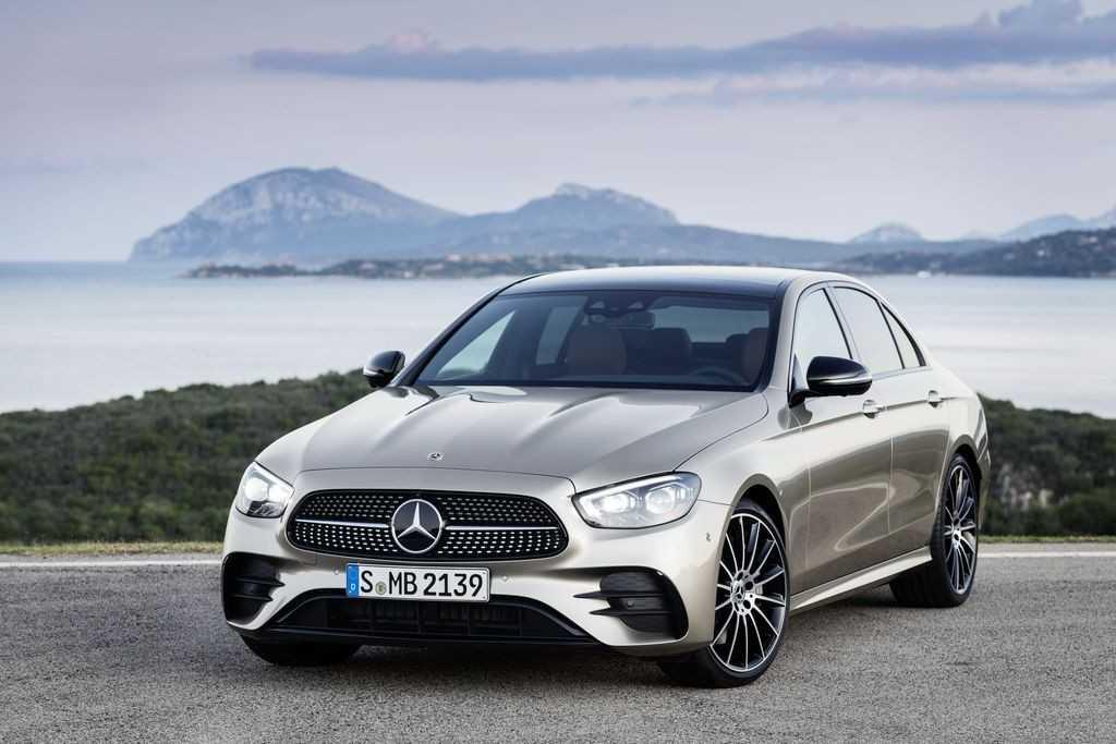 Mercedes-Benz E-Class 2021
