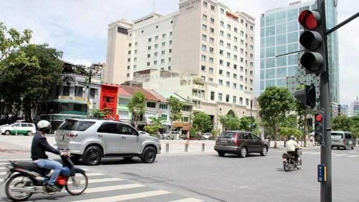 Vượt đèn đỏ, đèn vàng