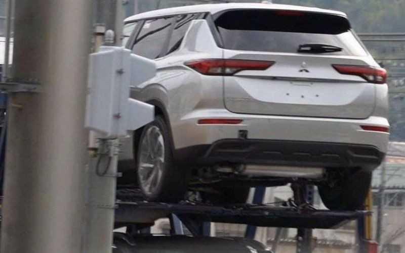 Mitsubishi Outlander 2022