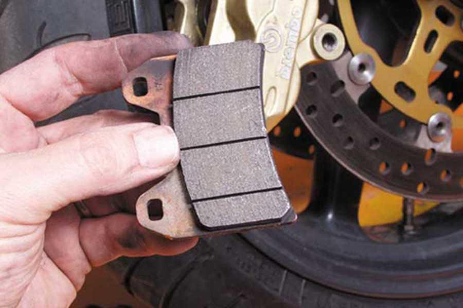 Má phanh bị mòn quá mức