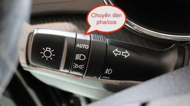 Những cách sử dụng hệ thống đèn trên ô tô