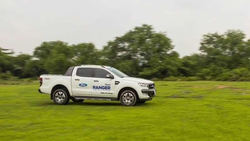 Đổ đầy bình vào buổi sáng sẽ giúp xe đi được lâu hơn