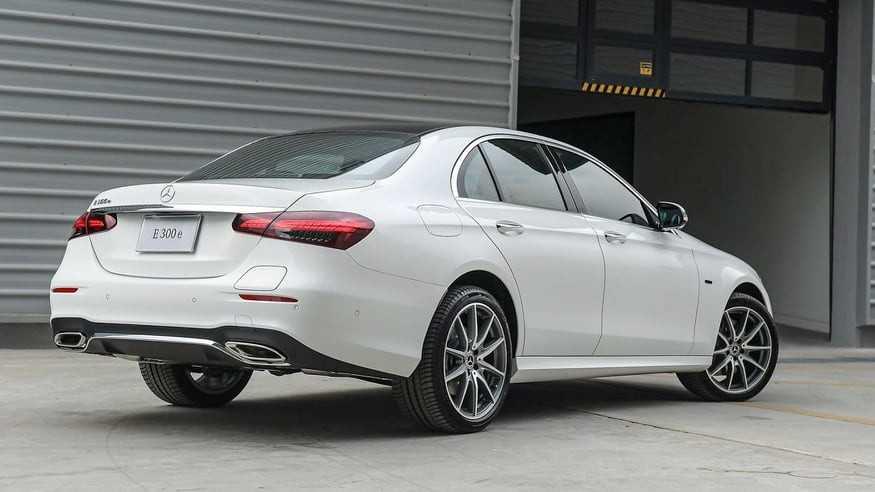 Mercedes-Benz E-Class 2021