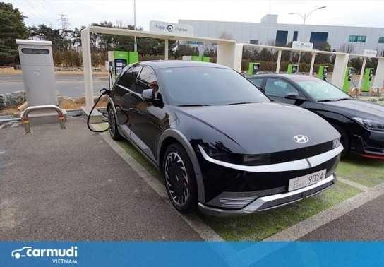 Hyundai Ioniq 5 lập kỷ lục với gần 24.000 đơn đặt hàng trong ngày đầu tiên mở bán