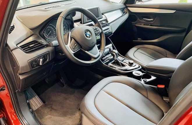 Nội thất BMW 218i Gran Tourer