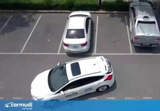 Kinh nghiệm lùi xe an toàn dành cho người mới biết lái