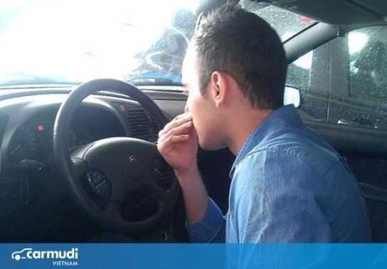 Nguyên nhân và cách khắc phục 4 loại mùi cháy trong ô tô