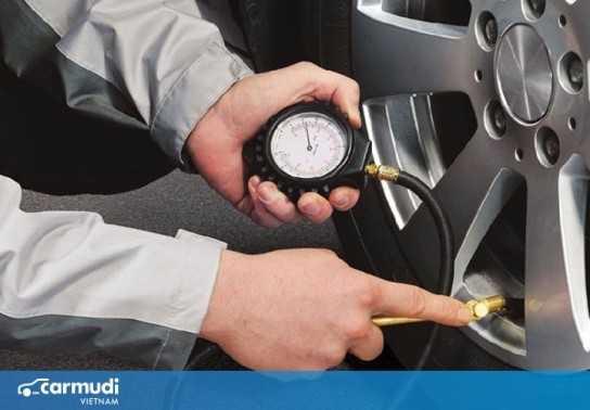 Ưu và nhược điểm của việc bơm lốp ô tô bằng khí nitơ