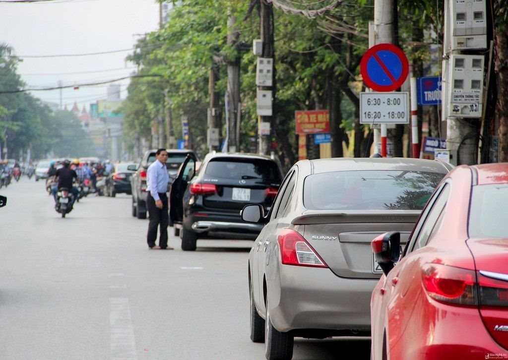 dừng đỗ xe ô tô
