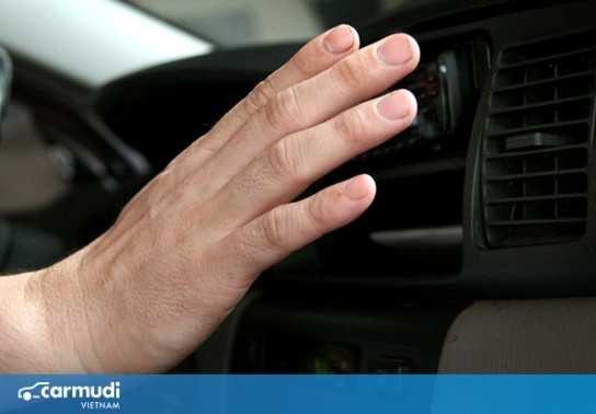 Hư hỏng thường gặp trên hệ thống điều hòa ô tô và cách khắc phục