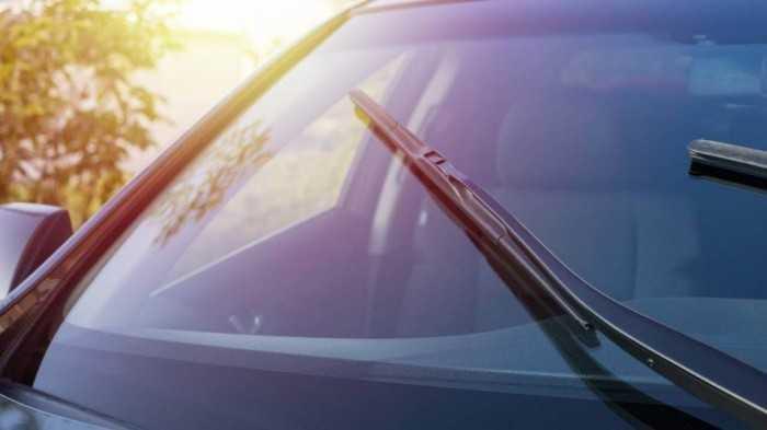 kính xe sạch đẹp