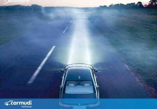 Đèn tự động trên xe ô tô là gì ? Công dụng và cách sử dụng