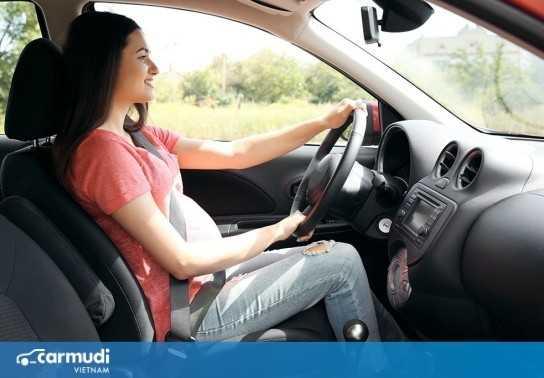 Phụ nữ mang thai và trẻ nhỏ đeo dây an toàn như thế nào?