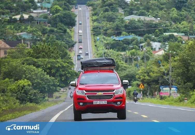 Những lưu ý quan trọng khi lái ô tô 1 mình đường dài