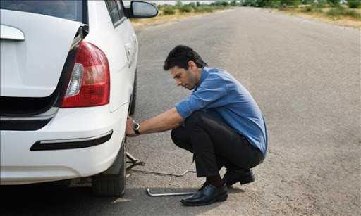 Làm gì khi xe đột nhiên không chạy được?