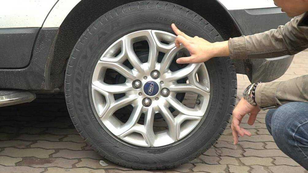 Vành xe làm bằng nhôm