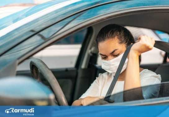 Cách phòng tránh lây nhiễm Covid-19 khi di chuyển bằng ô tô