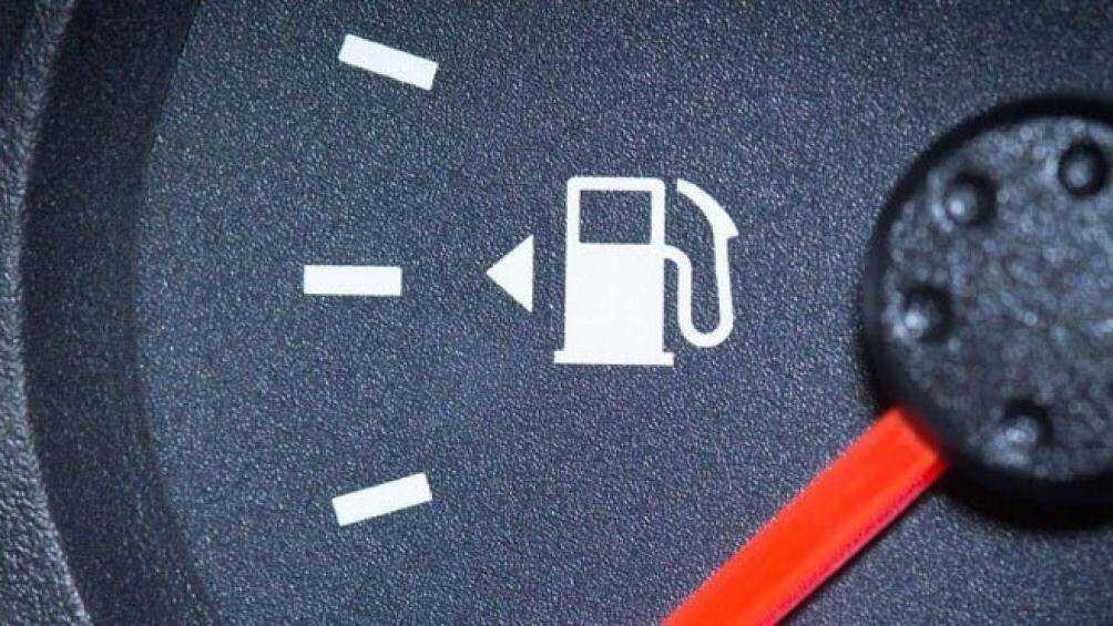 biểu tưởng chỉ bình xăng