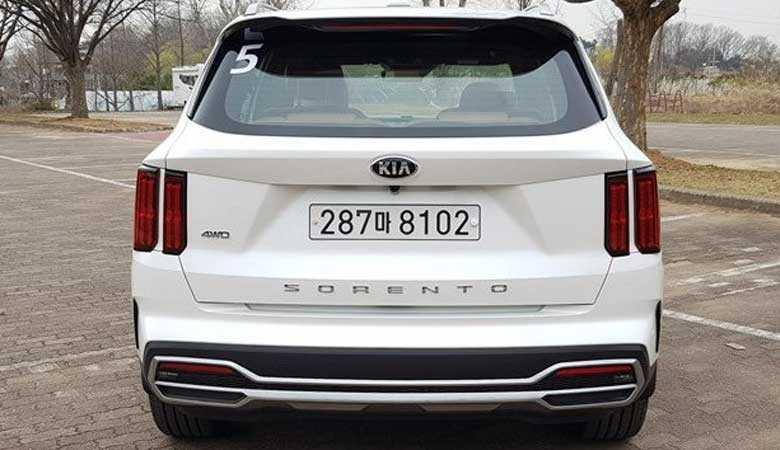 duoi-xe-sorento-2022