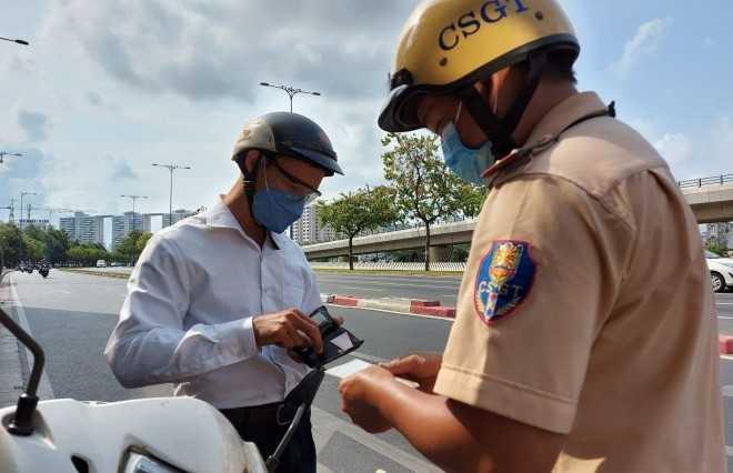 Chủ xe trực tiếp điều khiển phương tiện vi phạm bị phạt theo mức nào?