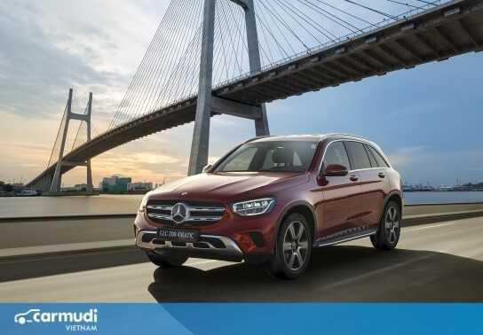 Mercedes-Benz GLC và E-Class đi kèm gói ưu đãi bảo dưỡng 2 năm miễn phí