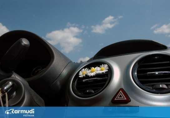 Mùi nội thất xe mới có tốt cho sức khoẻ hay không?