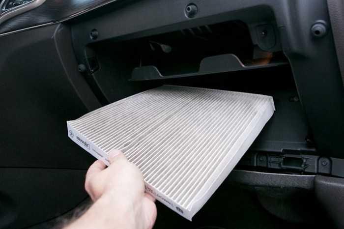 Những tình trạng cho thấy điều hòa ô tô cần được bảo dưỡng