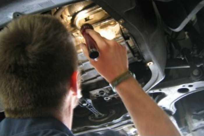 Những lưu ý đối với ô tô khi ít được sử dụng trong thời gian giãn cách xã hội