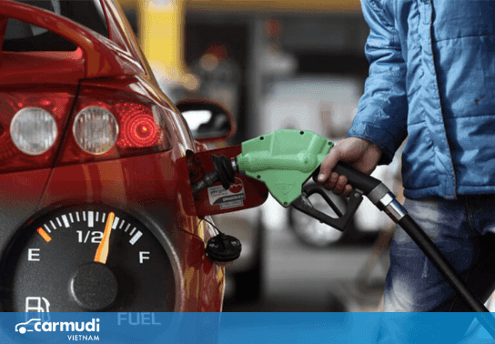 10 mẹo hữu ích tiết kiệm nhiên liệu cho ô tô bạn cần biết