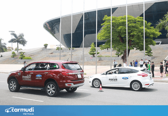 Nhẹ ga - Nhẹ hành lý - Nhẹ tiền xăng - Vì một tương lai giao thông an toàn