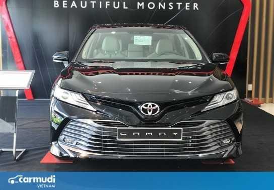 Nhiều đại lý xe lần lượt giảm giá sâu trong cuối tháng 7