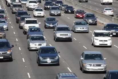 Giữ khoảng cách an toàn