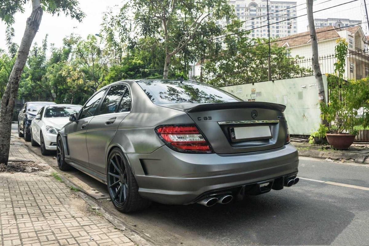 Mercedes-Benz C63 AMG W204