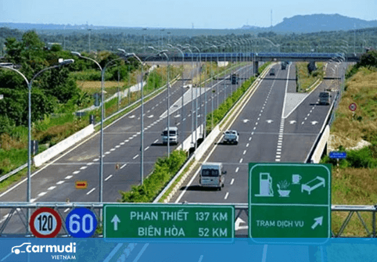 Kinh nghiệm khi lưu thông trên đường cao tốc