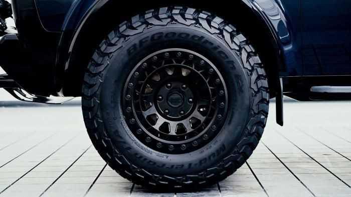 Bộ La-zăng siêu hầm hố