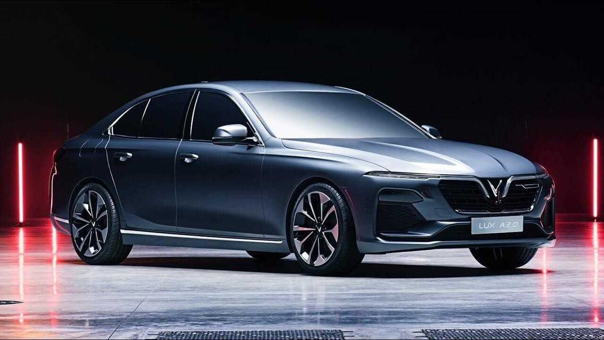 VinFast Lux A2.0 tặng 100% lệ phí trước bạ