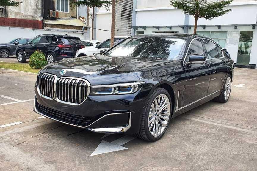 BMW 7- Series