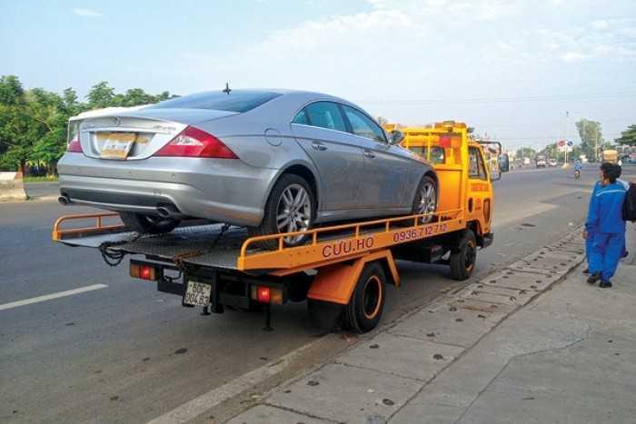 Trung t&acirc;m chăm s&oacute;c xe li&ecirc;n tục nhận được c&aacute;c cuộc gọi trong thời gian gi&atilde;n c&aacute;ch